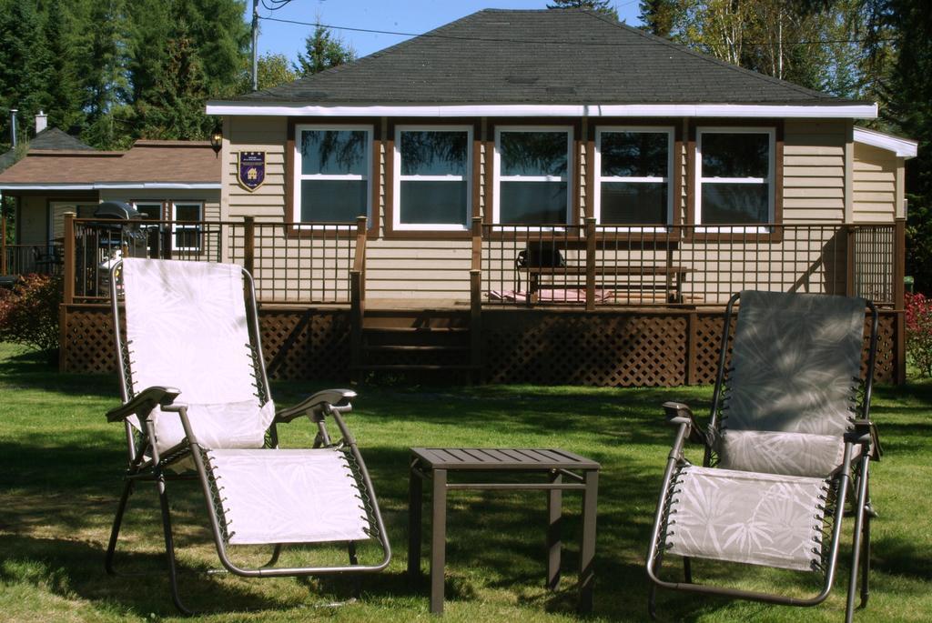 Emme Chalets Sainte-Lucie-de-Doncaster Room photo